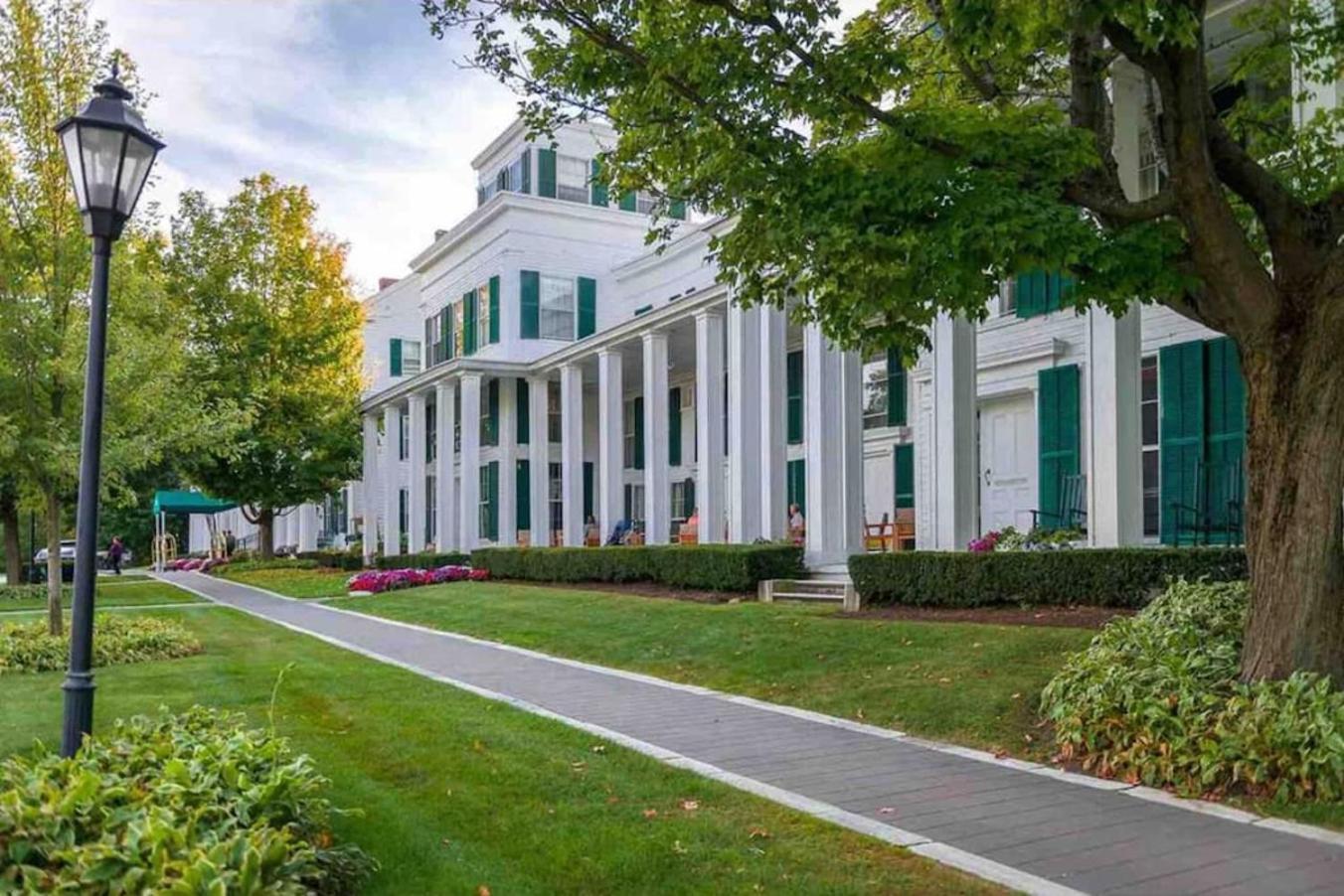 Quintessential Vt Cottage In Manchester Village Exterior foto